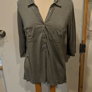 Large Hollister 3/4 sleeve gray shirt